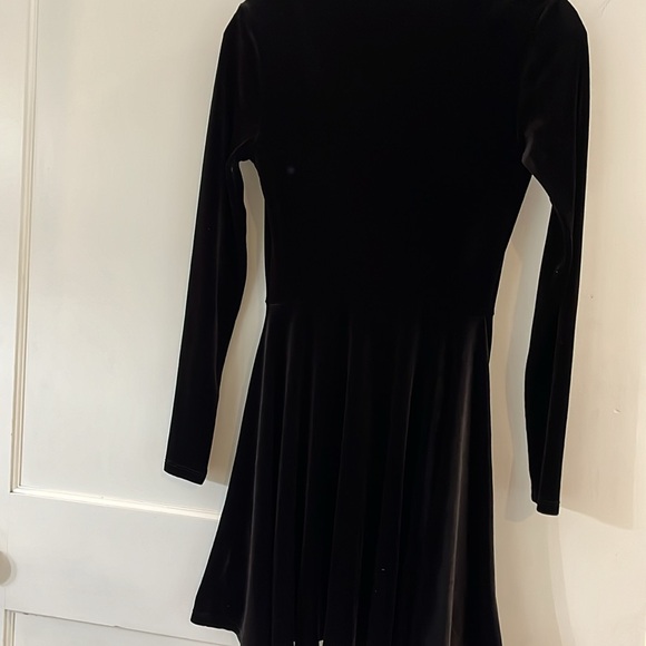 Like new. Long sleeve Kimchi Blur “velvet” material  A line low neck - Picture 5 of 5